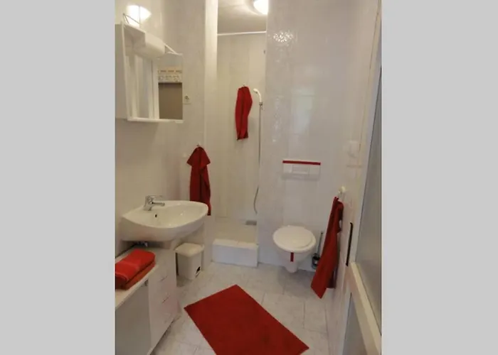 Croatia Borik Paar Garden View Number 1 *