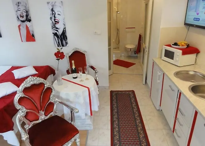 Croatia Borik Paar Garden View Number 1 Apartment